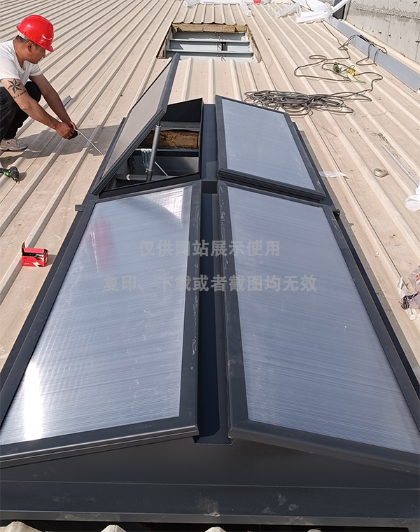 兰州王老吉生产车间镜铁区排烟天窗