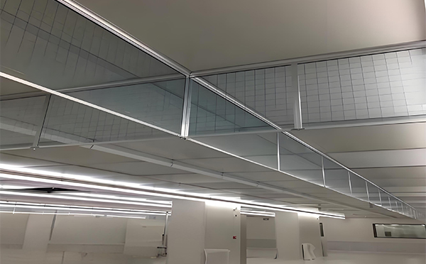 镜铁区玻璃挡烟垂壁