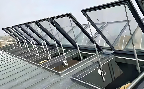 消防镜铁区排烟窗的接线安装指南