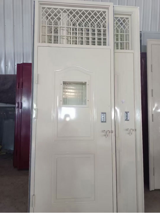 镜铁区学校教室门 镜铁区学校教室门